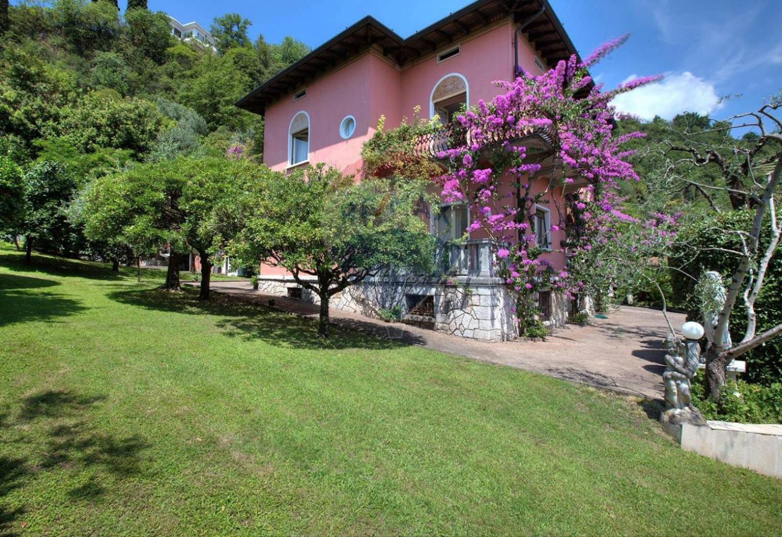 Villa Lou Toscolano Maderno Exteriör bild